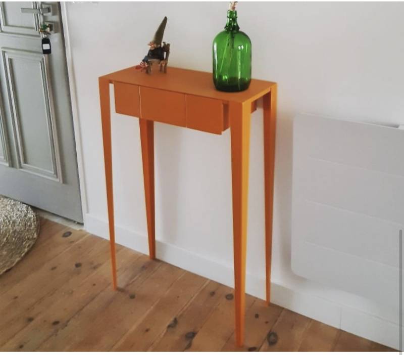 Création d'une console d'entrée sur mesure en aluminium de couleur couleur avec RAL 2008 Mat à Brignais près de Lyon