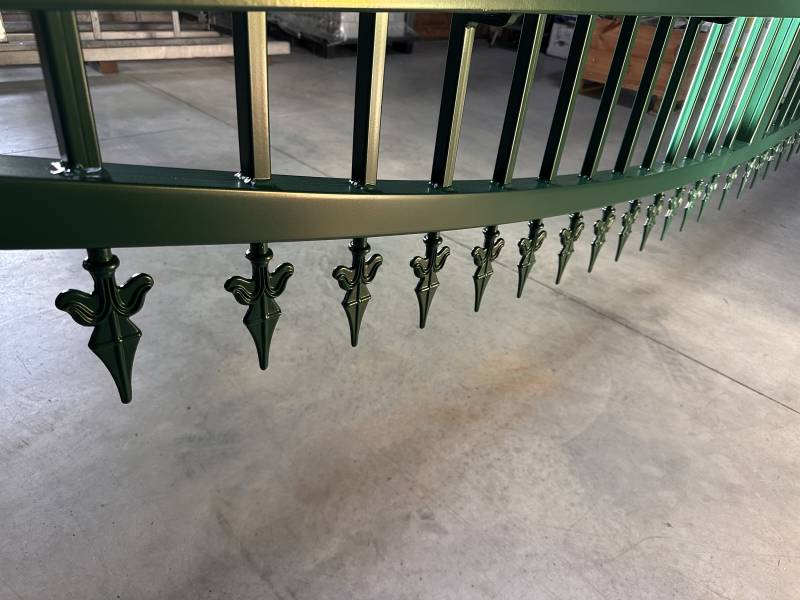 Thermolaquage d'un portail d’une résidence en RAL 6005 Mat près de Lyon dans le Rhône